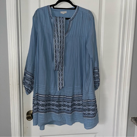 Roller Rabbit Light Blue Embroidered Top - Picture 2 of 5